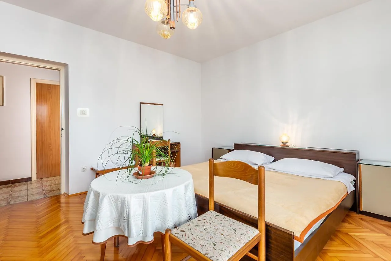 Rona Apartments Ani Icici Croatia