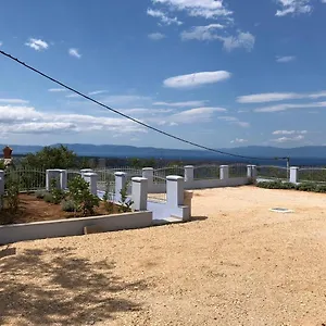Apartman Diana, Šmrika